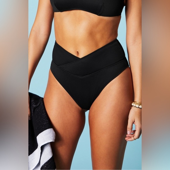 Fabletics High-Waisted Crossover Shaping Swim Bottom Sz small - Picture 1 of 8